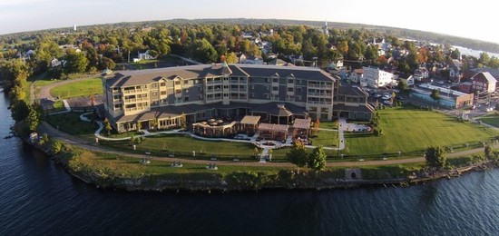 1000 Islands Harbor Hotel