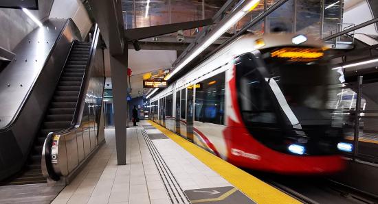 Local transit union scolds Rideau Transit Group O-Train failures.