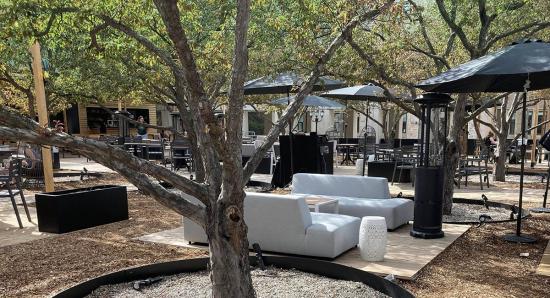 Tavern at the Gallery is the perfect summer getaway right downtown!