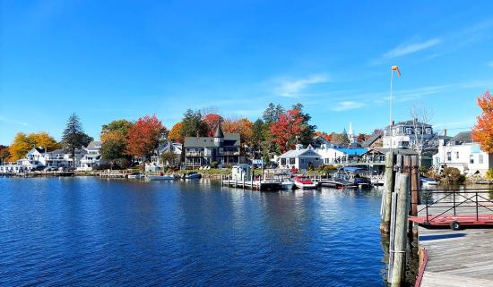 Road Trip: Picturesque Wolfeboro and New Hampshire’s tapestry of vibrant autumn colours