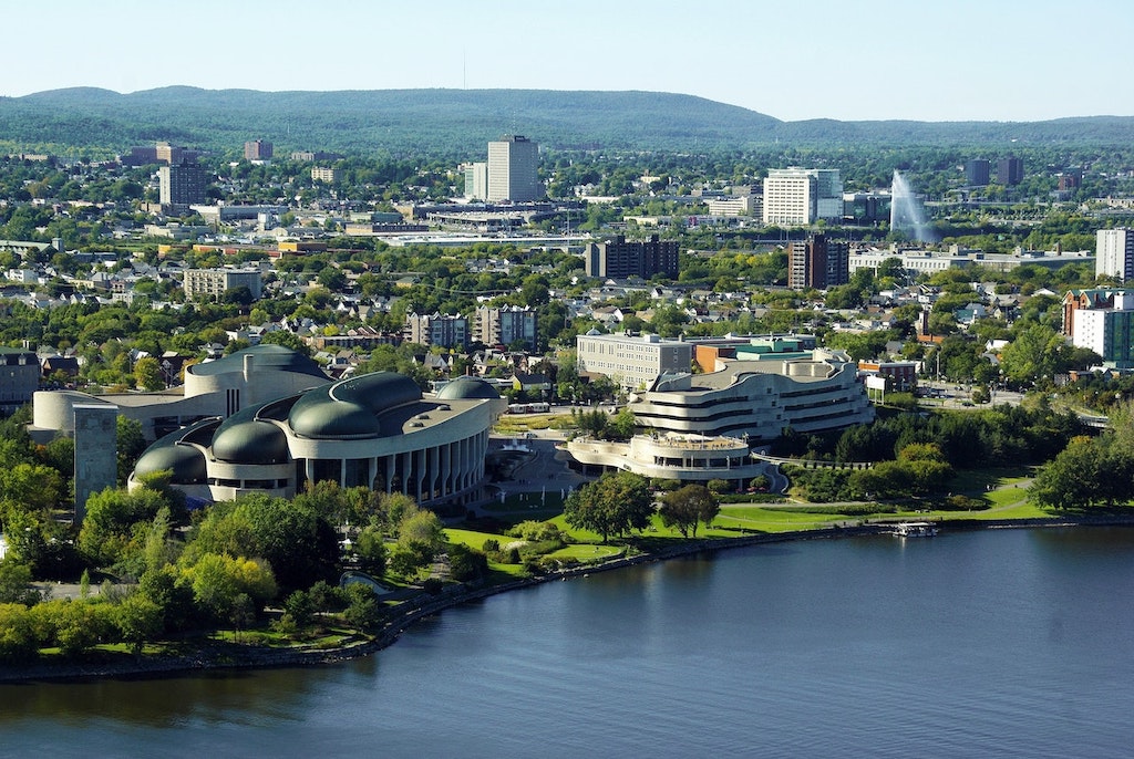 A neighborhood in Ottawa during the day.