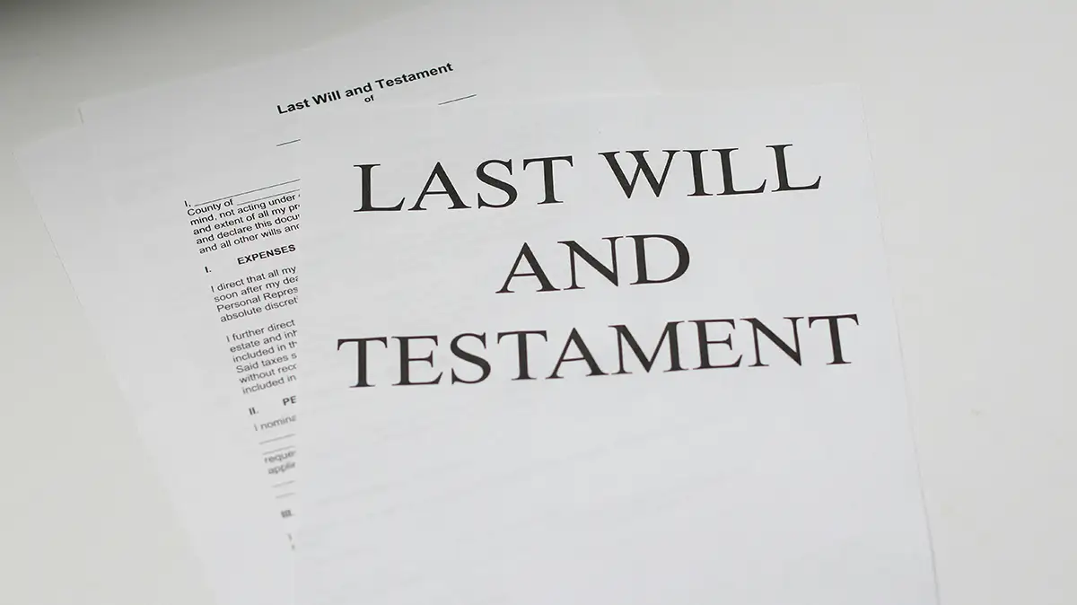 Last will and testament document on a desk, representing estate planning in Canada